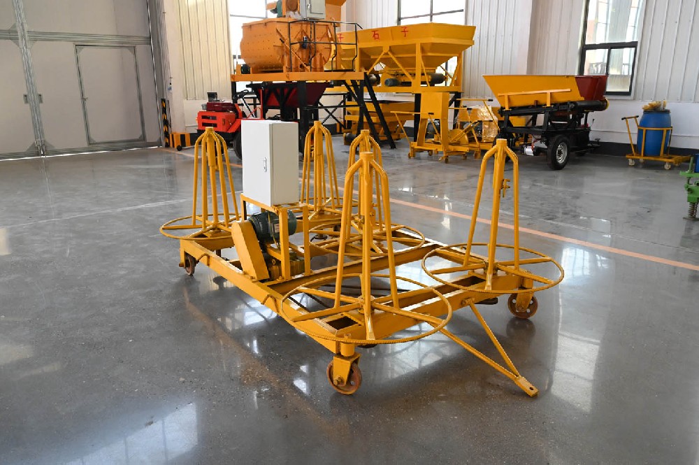 电动钢筋转盘。